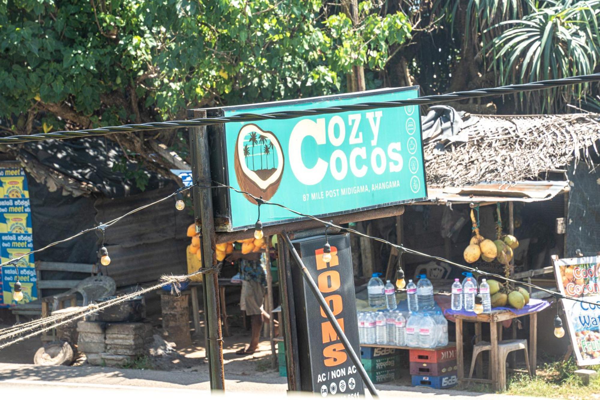 Cocos Hotel Midigama East Exterior photo